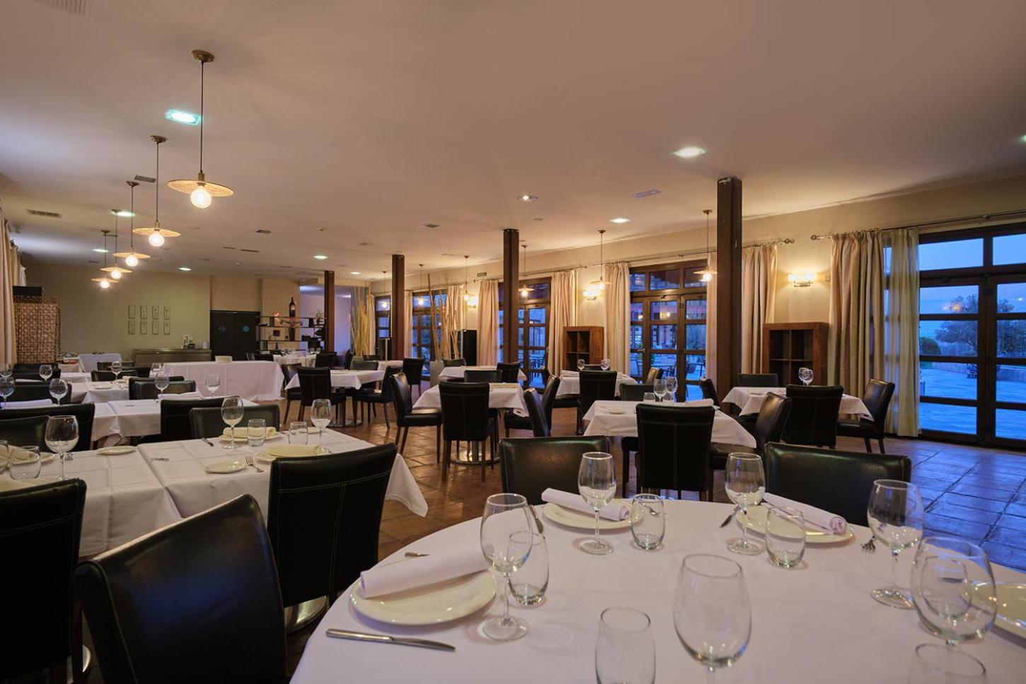 Hotel Spa Villa Nazules Chueca Eksteriør bilde