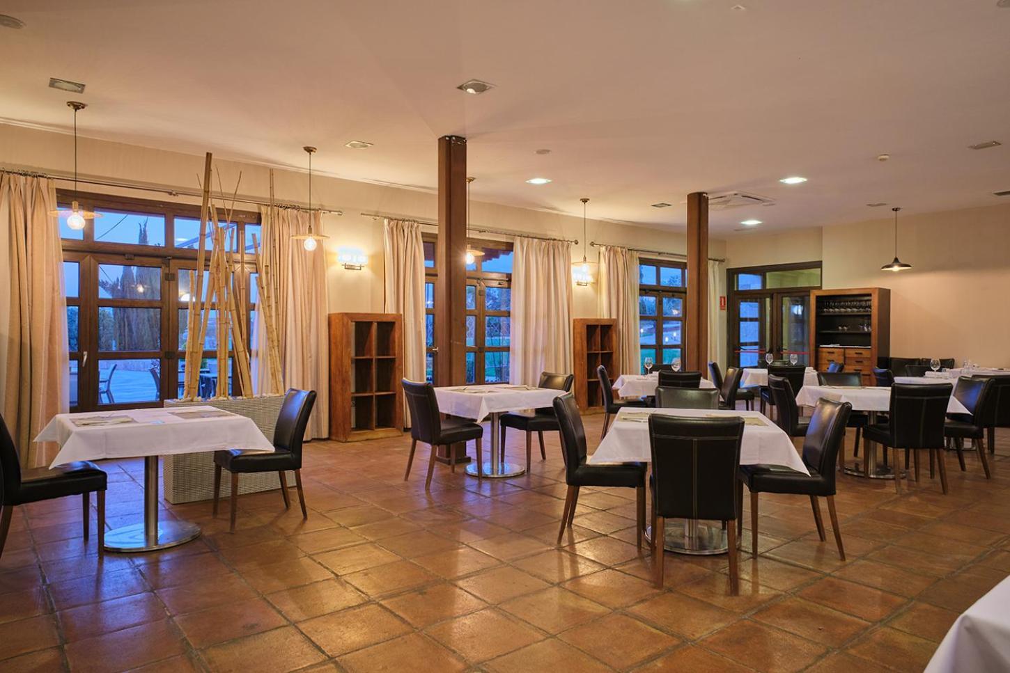 Hotel Spa Villa Nazules Chueca Eksteriør bilde